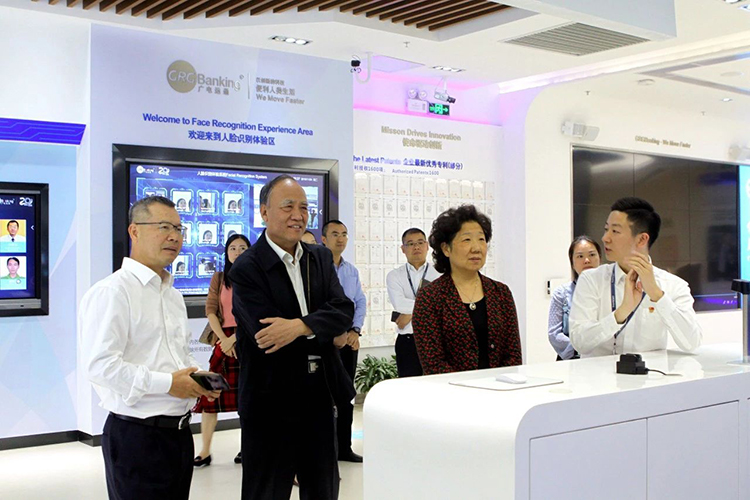 民建中央副主席張少琴調(diào)研考察廣電運(yùn)通